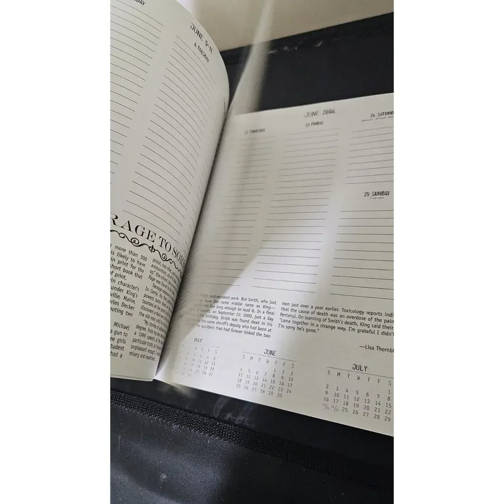 2006 Stephen king desk calendar